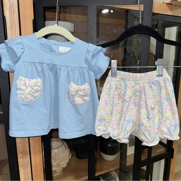 Oaks Apparel spring florals set ruffle top baby girl bloomers baby girl print - Picture 8 of 8